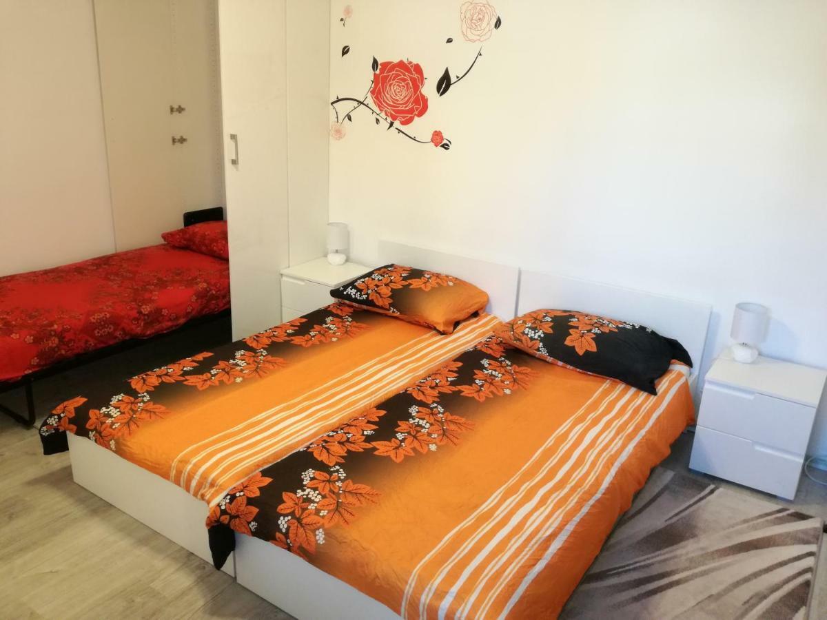 Vile Park Apartments Пореч Екстериор снимка