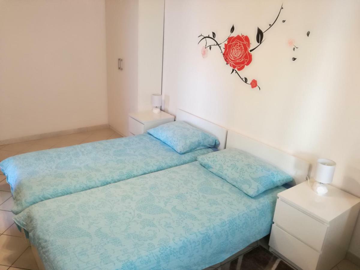 Vile Park Apartments Пореч Екстериор снимка