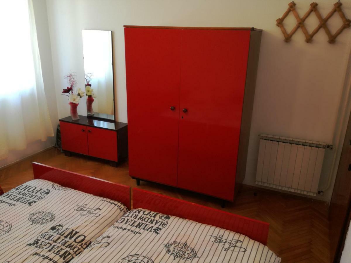 Vile Park Apartments Пореч Екстериор снимка